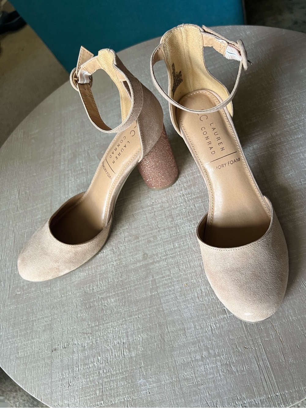 LC Ankle-Strap Block Glitter Heel Sandals in Blush Size 7.5